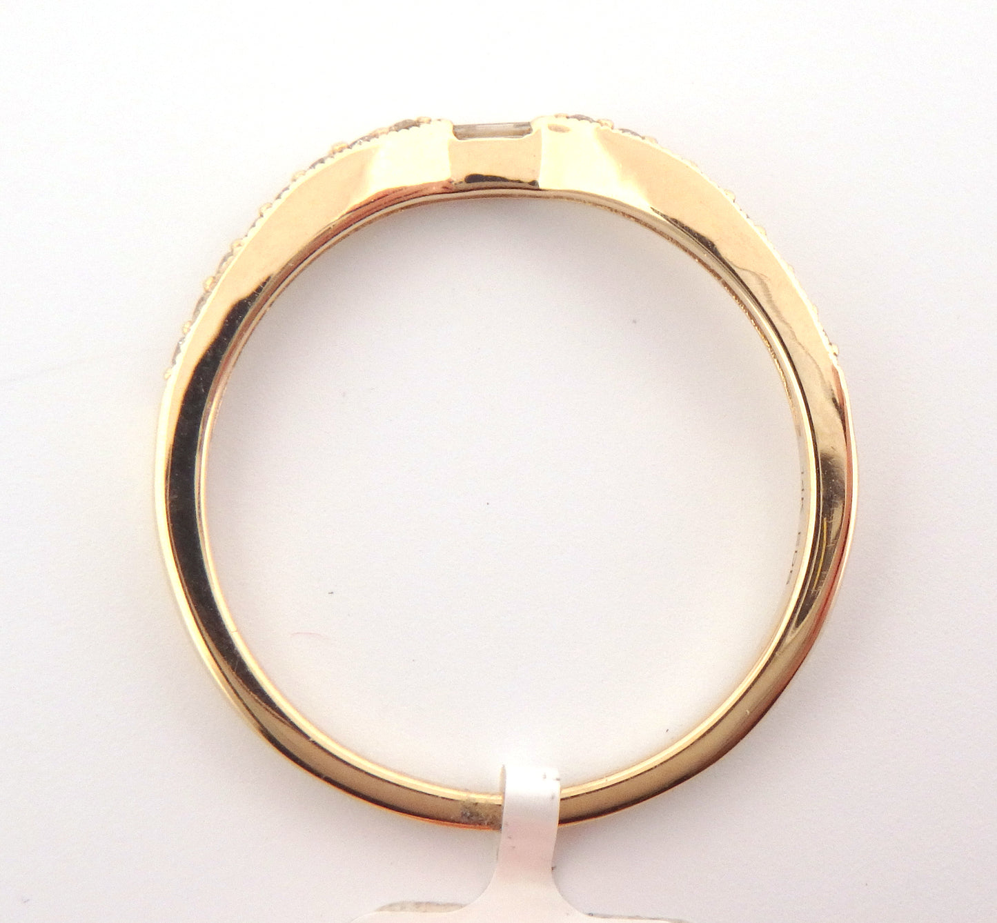 Baguette and Round Diamond Curved Band