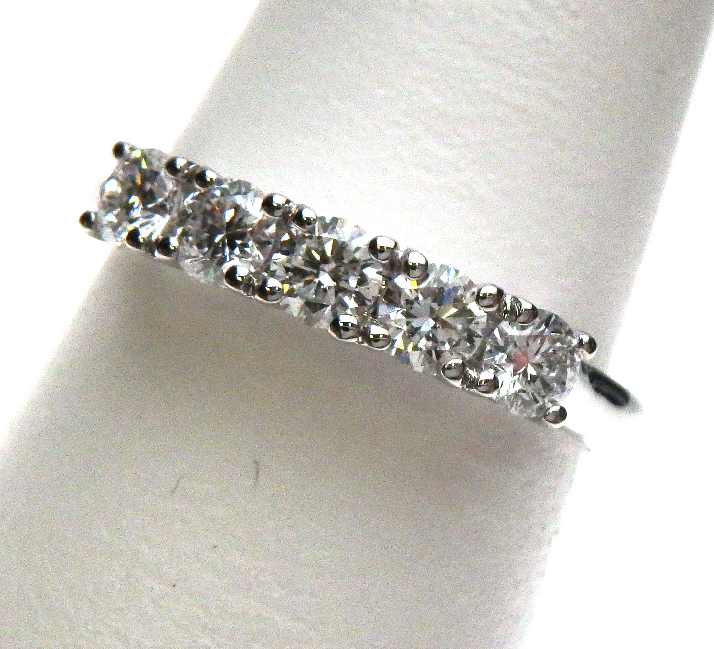 Lab Grown Diamond 5 Stone Band