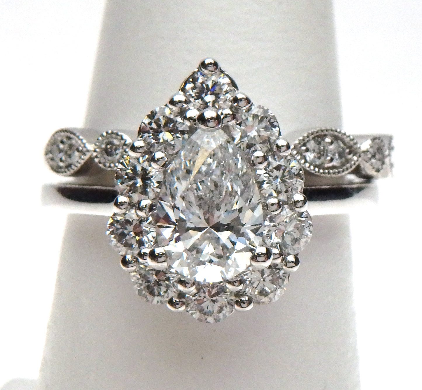 Lab Grown Diamond Pear Halo Wedding Set