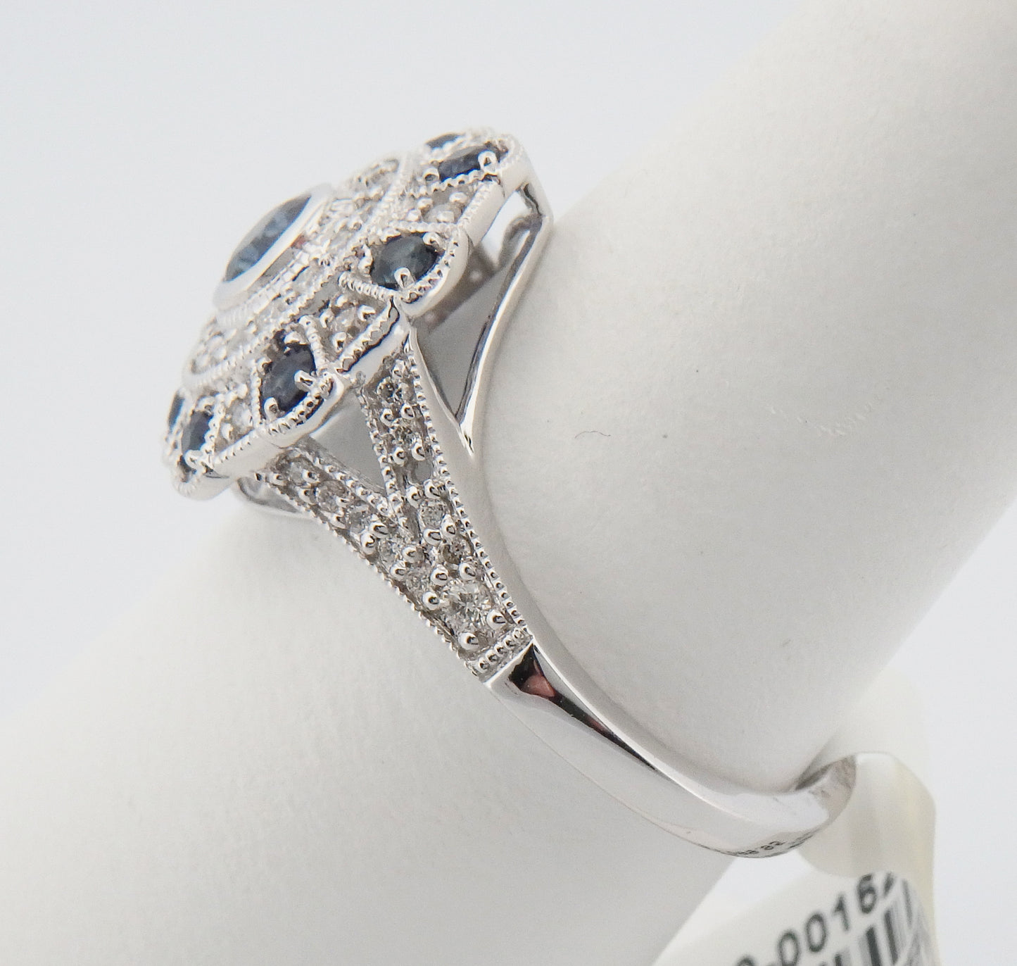 Art Deco Sapphire and Diamond Round Cluster Ring